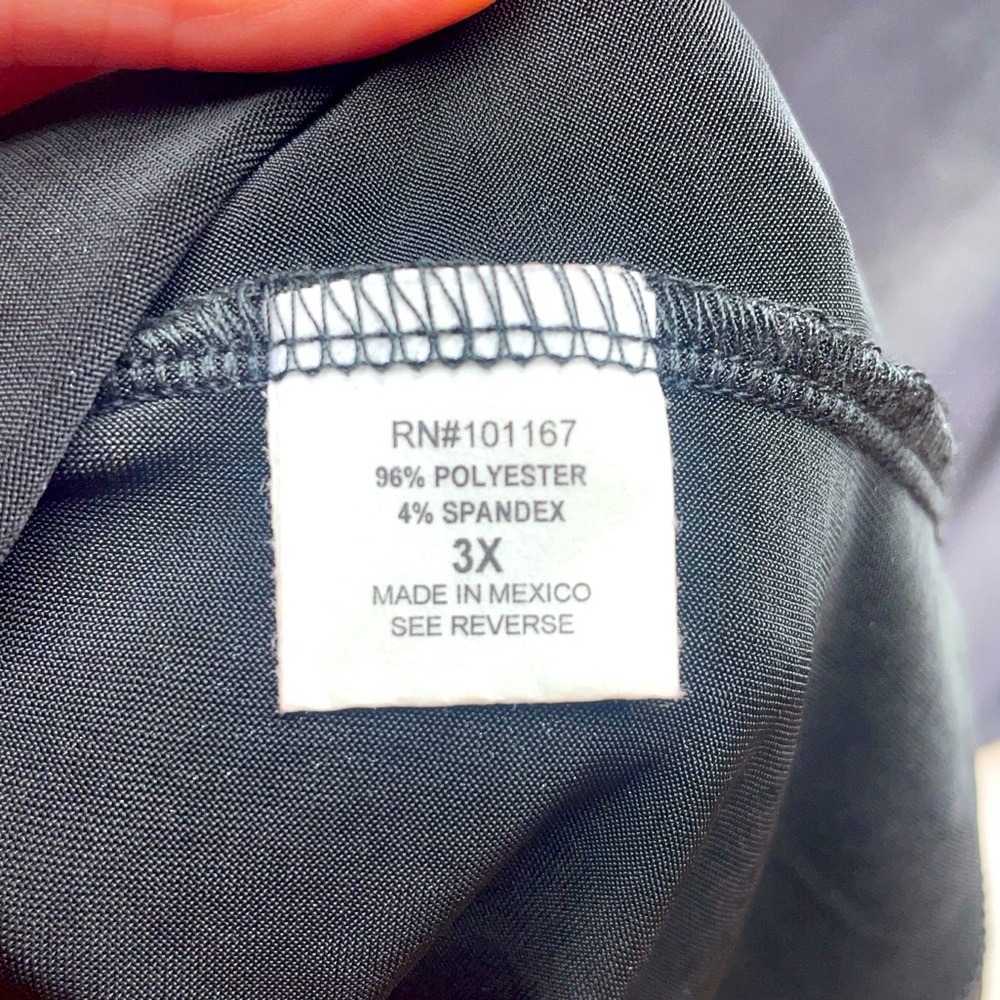 Kim & Cami Silver Metallic Halter Criss Cross Neck Top Sz 3X - Picture 5 of 7